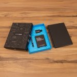 STARTER KIT INFINITEBOOK A5 PLANNER TEXTURE. Kit comprising "Infinitebook" with hard cover, 1 cleaning kit, 1 marker and 1 ballpoint holder - Black