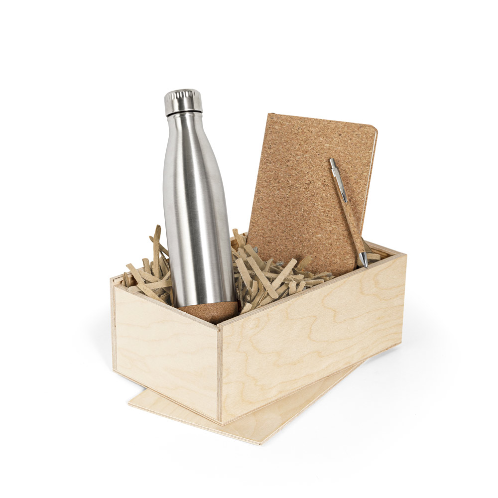 Kit cork é um conjunto de produtos que valoriza a simplicidade de um material natural como a cortiça — Personalizado
