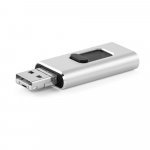 . USB jusqu'&agrave; 32GB Multi-USB 4 en 1 - Argent&eacute; satin&eacute;