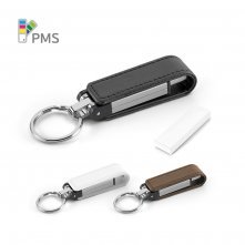 . 32 GB flash drive