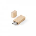 . Fa USB pendrive, max 32 GB - Vil&aacute;gos nat&uacute;r