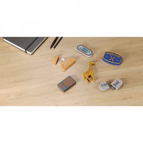 . USB-muistitikku jopa 32 Gt:n kokoon asti, muokattavissa 2D-muodossa