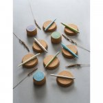 CAMILA. Kuličkov&eacute; pero z p&scaron;eničn&eacute;ho slaměn&eacute;ho vl&aacute;kna a ABS s klipem