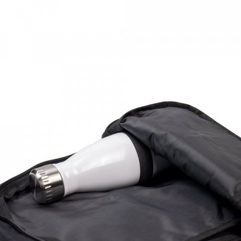 DELFOS. Rucksack mit einem Schultergurt aus 300D recyceltem Polyester und 600D recyceltem Polyester, mit 210D-Futter aus recyceltem Polyester - Schwarz