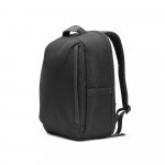 YANGON BPACK. Diebstahlsicherer Rucksack aus Twill mit wasserabweisender Beschichtung und recyceltem 600D-Polyester f&uuml;r Laptops 17.3" - Schwarz