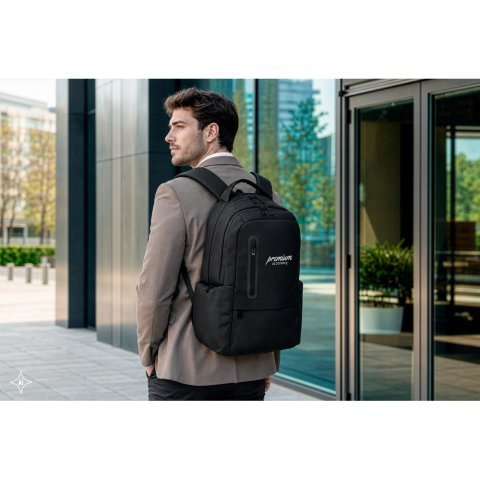 BOSTON SOLID. Zaino per laptop (17") in nylon 150D con 2 scomparti imbottiti