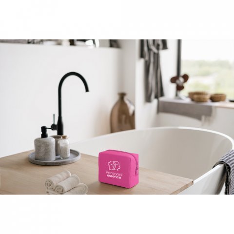 CHLOE. Bolsa para cosm&eacute;ticos em poli&eacute;ster 600D de alta densidade