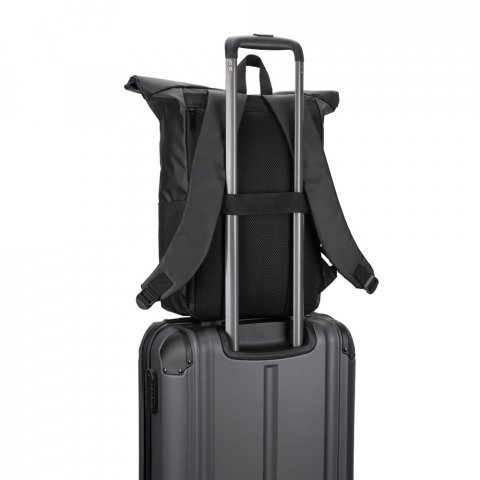 OSASCO BPACK. Rulleryggsekk med glidel&aring;ssystem som gj&oslash;r at toppen kan rulles opp for &aring; passe til ryggsekkens volum, laget av 600D resirkulert polyester - Kongebl&aring;