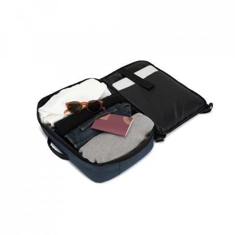 NIAMEY. Sac &agrave; dos pour ordinateur portable 15,6" en polyester recycl&eacute; 300D haute densit&eacute; - Bleu