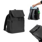 AZORES BAG. Batoh na notebook z PU (16"), s klopou zakr&yacute;vaj&iacute;c&iacute; v&scaron;echny přihr&aacute;dky