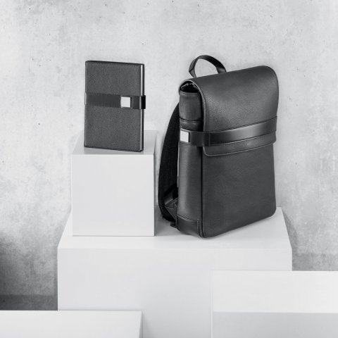 EMPIRE BACKPACK. Ryggs&auml;ck i polypropen f&ouml;r 14'' laptop