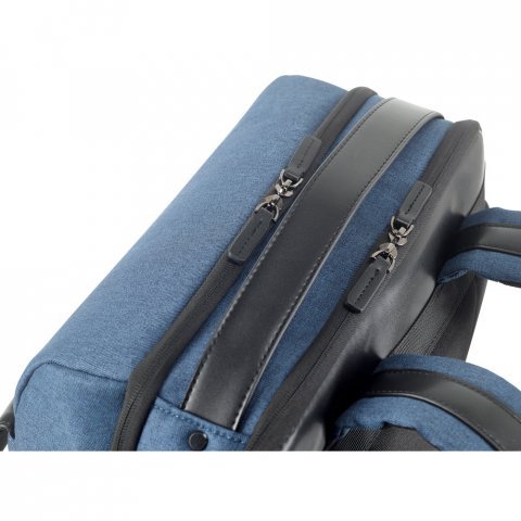 MOTION BACKPACK. Mochila de  sarga de poli&eacute;ster 600D y PU - Azul