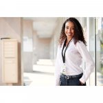 WHITMAN. Vertikalni držač za značke od PVC-a