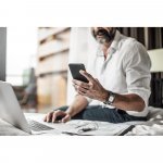 BOURCHIER. N&oslash;kkelring i metall og PU med krok