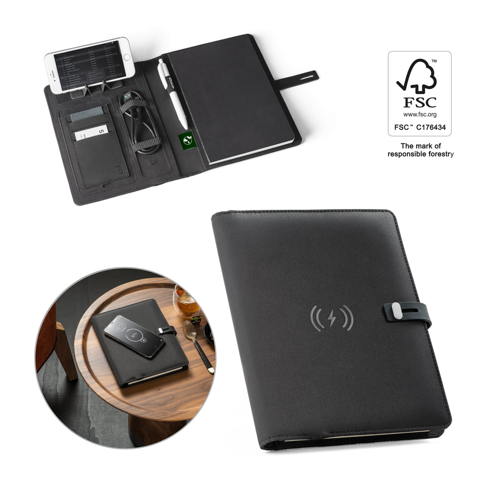 Pasta A5 em 300D poliéster reciclado (100% rPET) com carregador sem fios — Personalizado