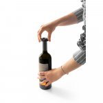 MERLOT. Електрически тирбушон - черно
