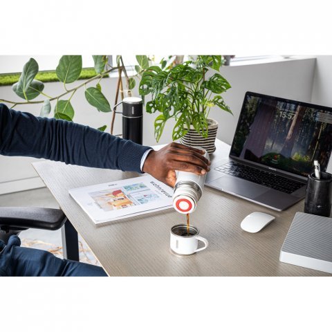 COMANECI. Dubbelv&auml;ggig termos i rostfritt st&aring;l (90 % &aring;tervunnen) med matt yta 490 ml