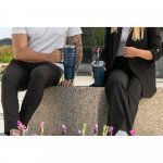 JOYNER XL. Kompakt rejsekop i rustfrit st&aring;l (91% genanvendt) med vakuumisoleret dobbeltv&aelig;g og mat finish 1300 mL