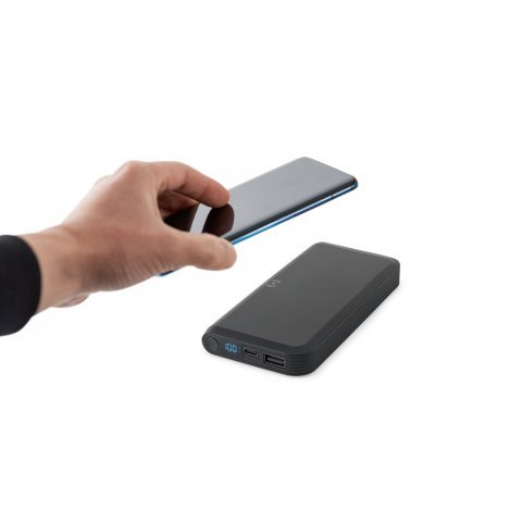BECKER 10. 10.000 mAh powerbank van gerecycled ABS (100% rABS) met 15W supersnelle draadloze oplader - Zwart