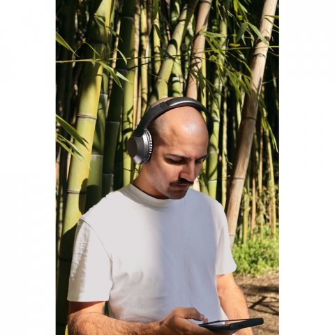 HENDRIX. Сгъваеми безжични слушалки с 20-часов живот на батерията от рециклиран ABS (100% rABS)