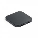 CAROLINE. &Alpha;&sigma;ύ&rho;&mu;&alpha;&tau;&omicron;&sigmaf; &phi;&omicron;&rho;&tau;&iota;&sigma;&tau;ή&sigmaf; Superfast 15W &mu;&epsilon; HUB 2 &theta;ύ&rho;&epsilon;&sigmaf; USB-A &sigma;&epsilon; &alpha;&nu;&alpha;&kappa;&upsilon;&kappa;&lambda;&omega;&mu;έ&nu;&omicron; ABS (60% rABS) - &Mu;&alpha;ύ&rho;&omicron;