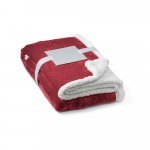 HEIDEN. Wendbare Fleecedecke (190 g/m&sup2;) mit Satinband und personalisierter Karte - Burgunder