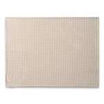 CELINE. Decke aus recyceltem Polyester (100 % rPET) mit einem Aufn&auml;her zur individuellen Veredelung - Beige